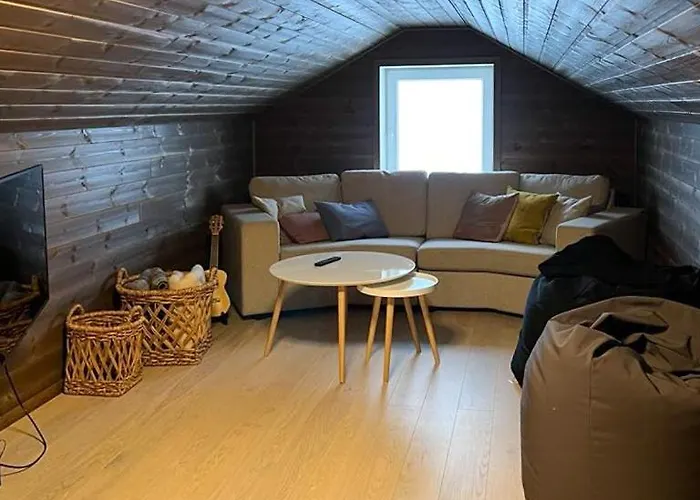 Semesterbostad Mountain Home With View Near Tromso