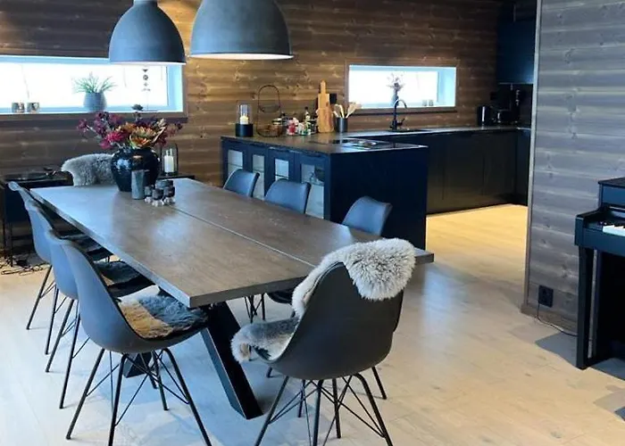 Mountain Home With View Near Tromso * Kvaloya